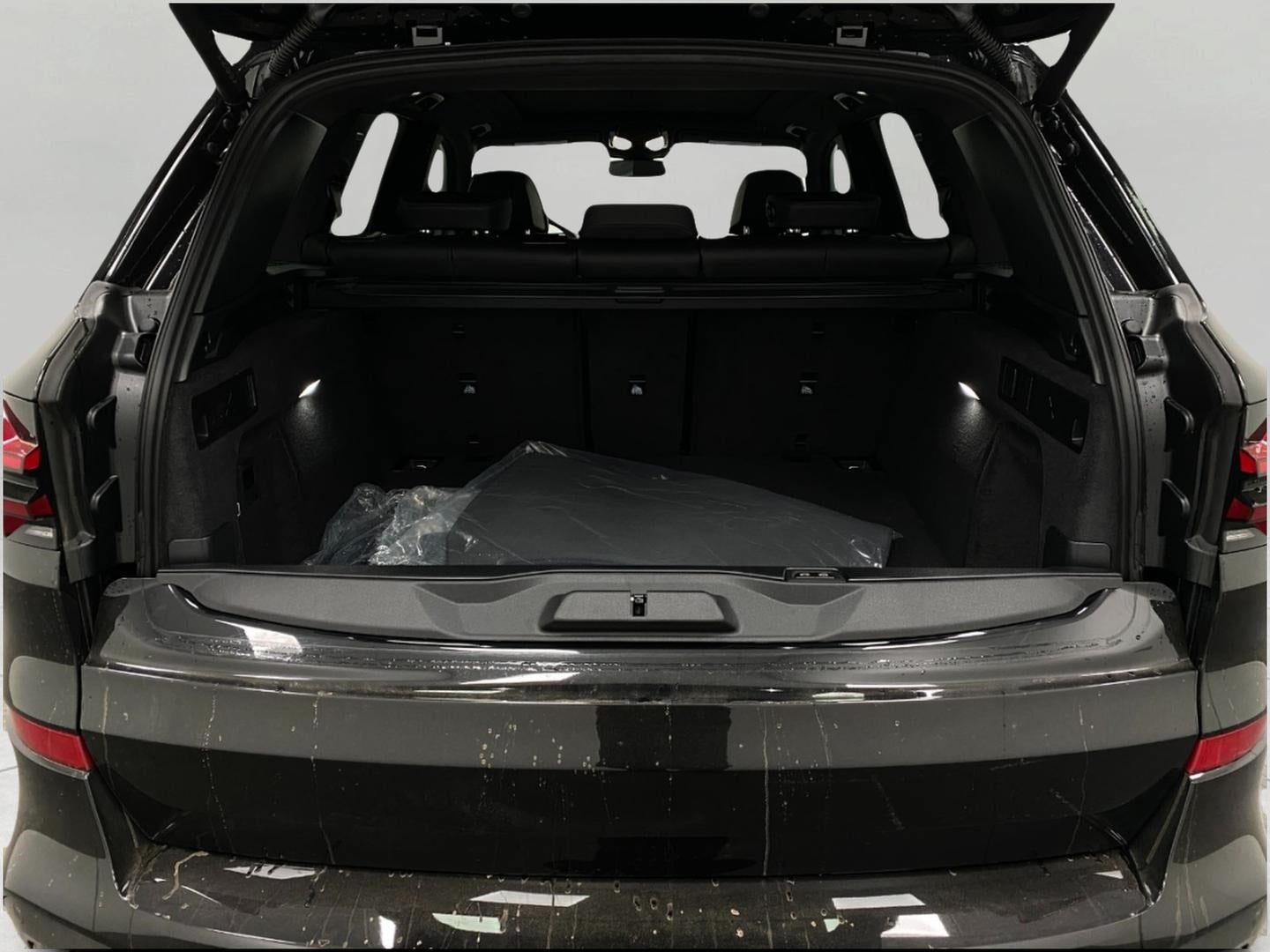 2026 BMW X5 M60i Sports Activity Vehicle