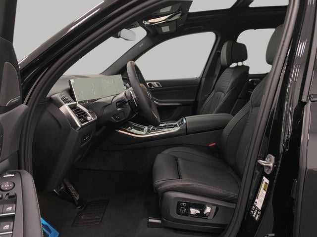 2026 BMW X5 M60i Sports Activity Vehicle