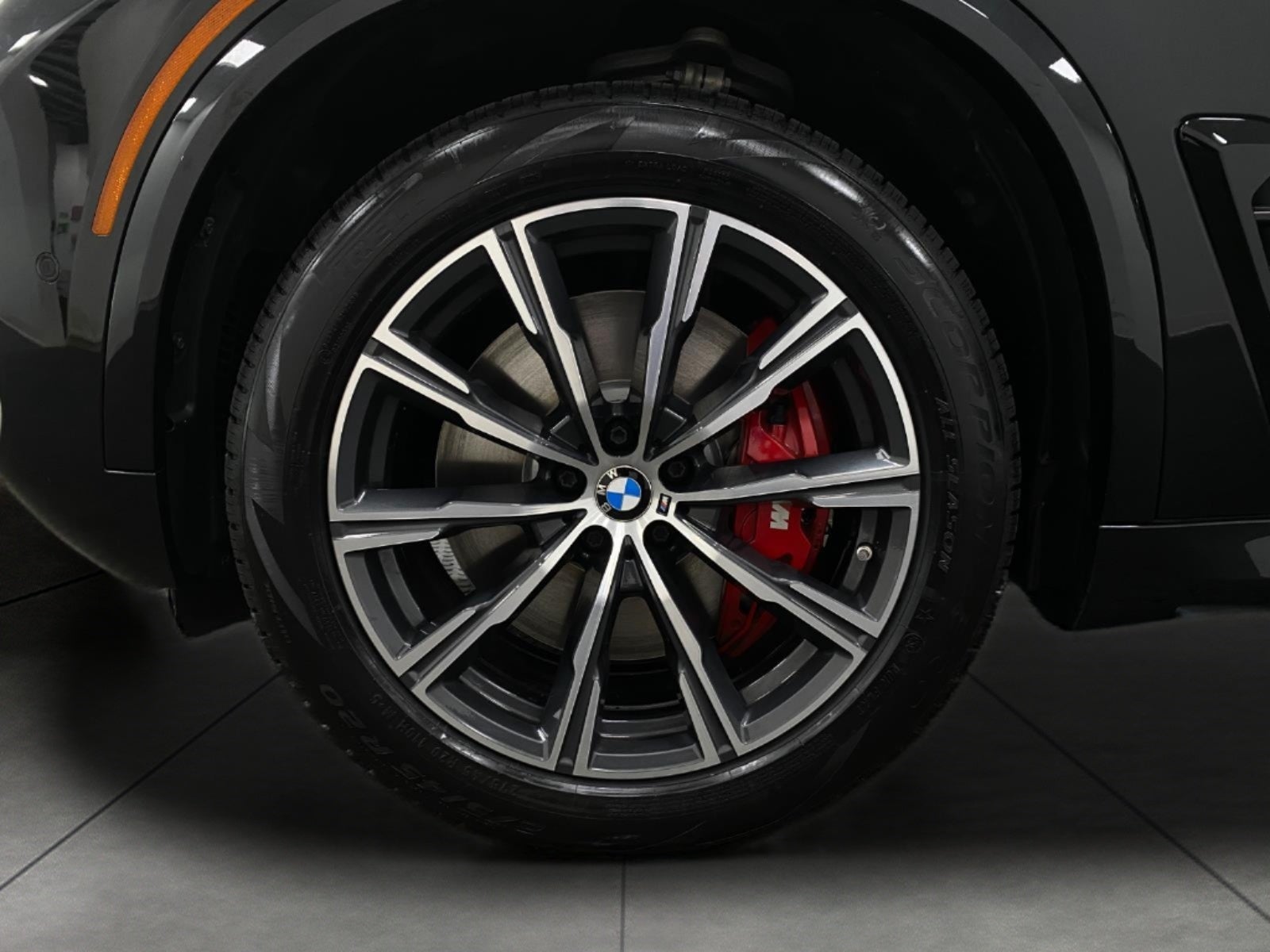 2024 BMW X5 M60i Sports Activity Vehicle