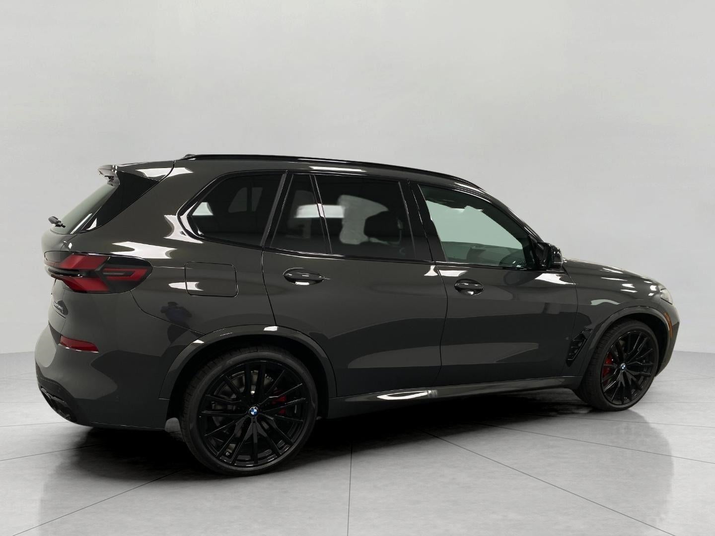 2026 BMW X5 M60i Sports Activity Vehicle
