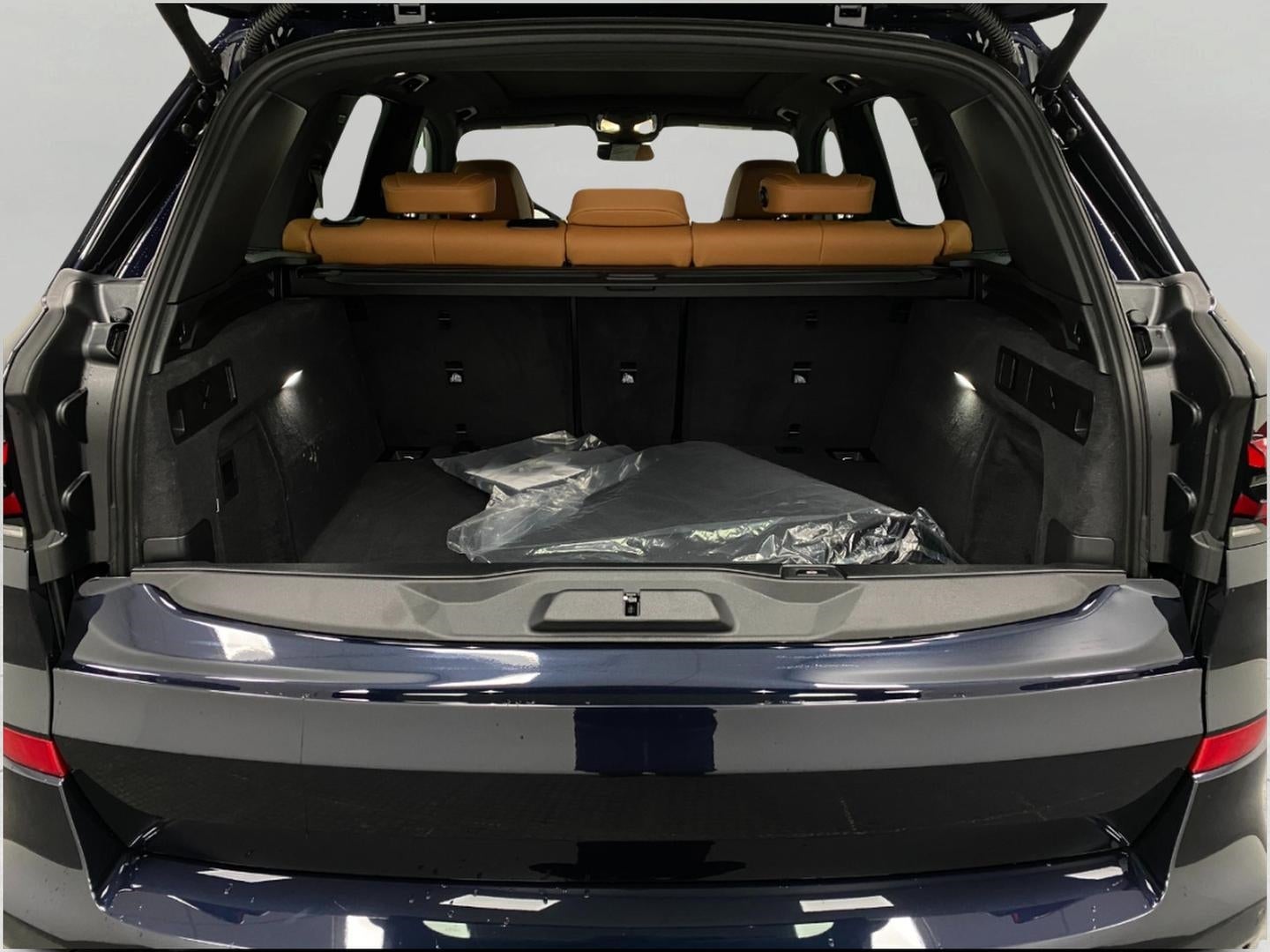 2026 BMW X5 M60i Sports Activity Vehicle