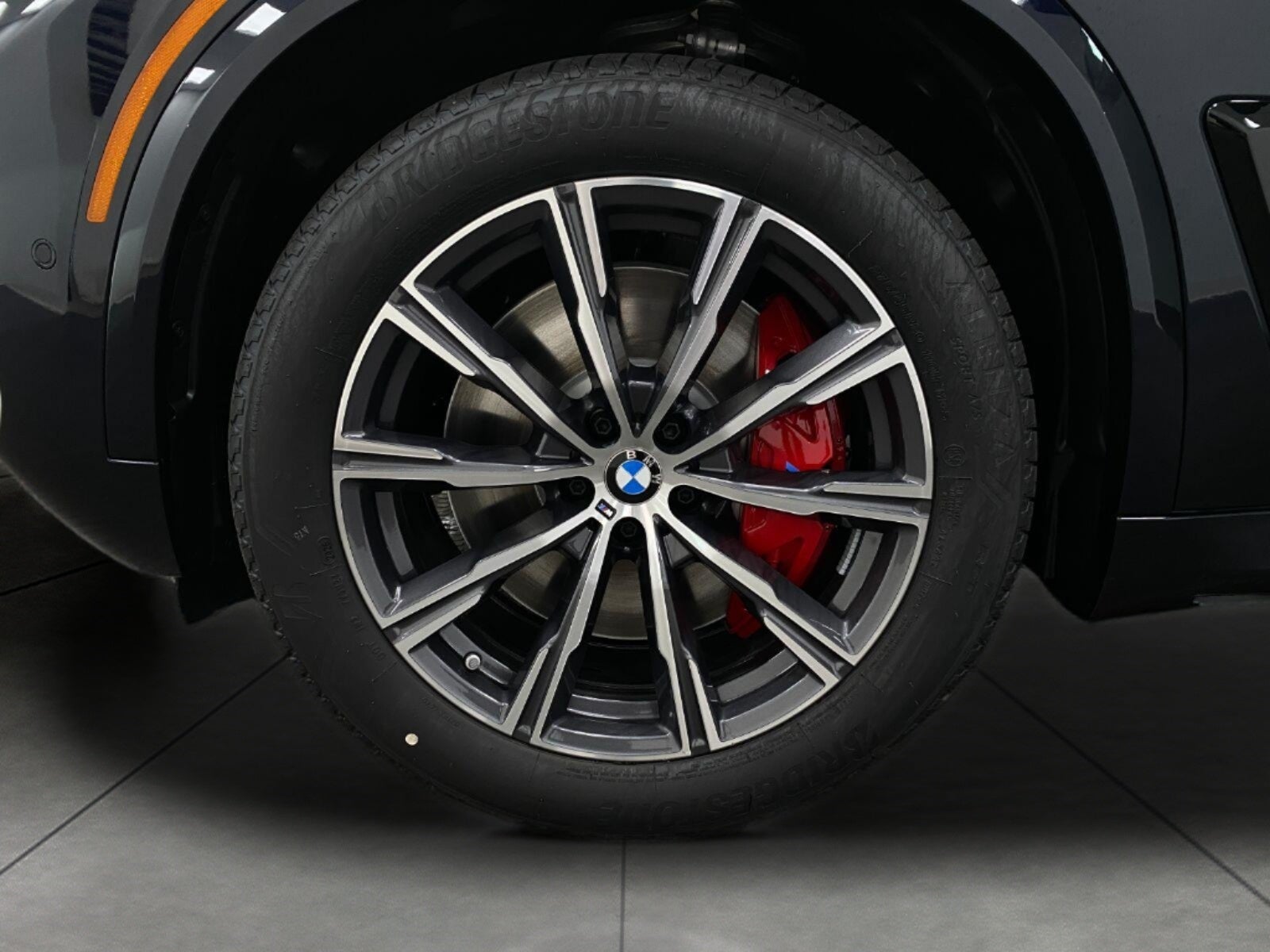 2026 BMW X5 M60i Sports Activity Vehicle