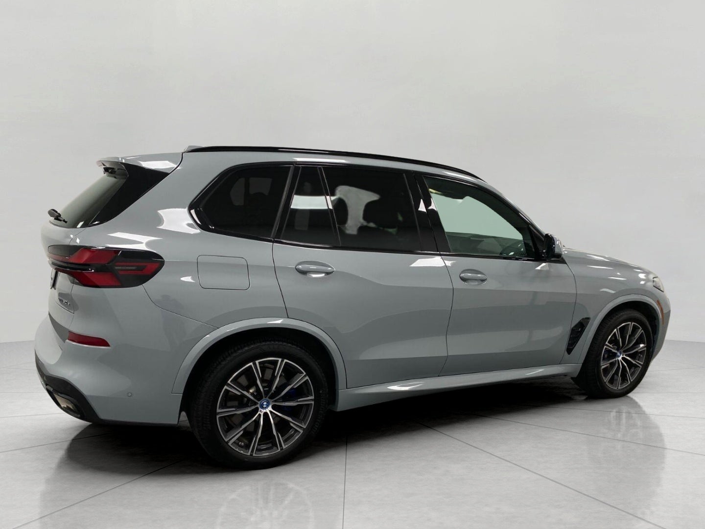 2024 BMW X5 xDrive50e Plug-In Hybrid