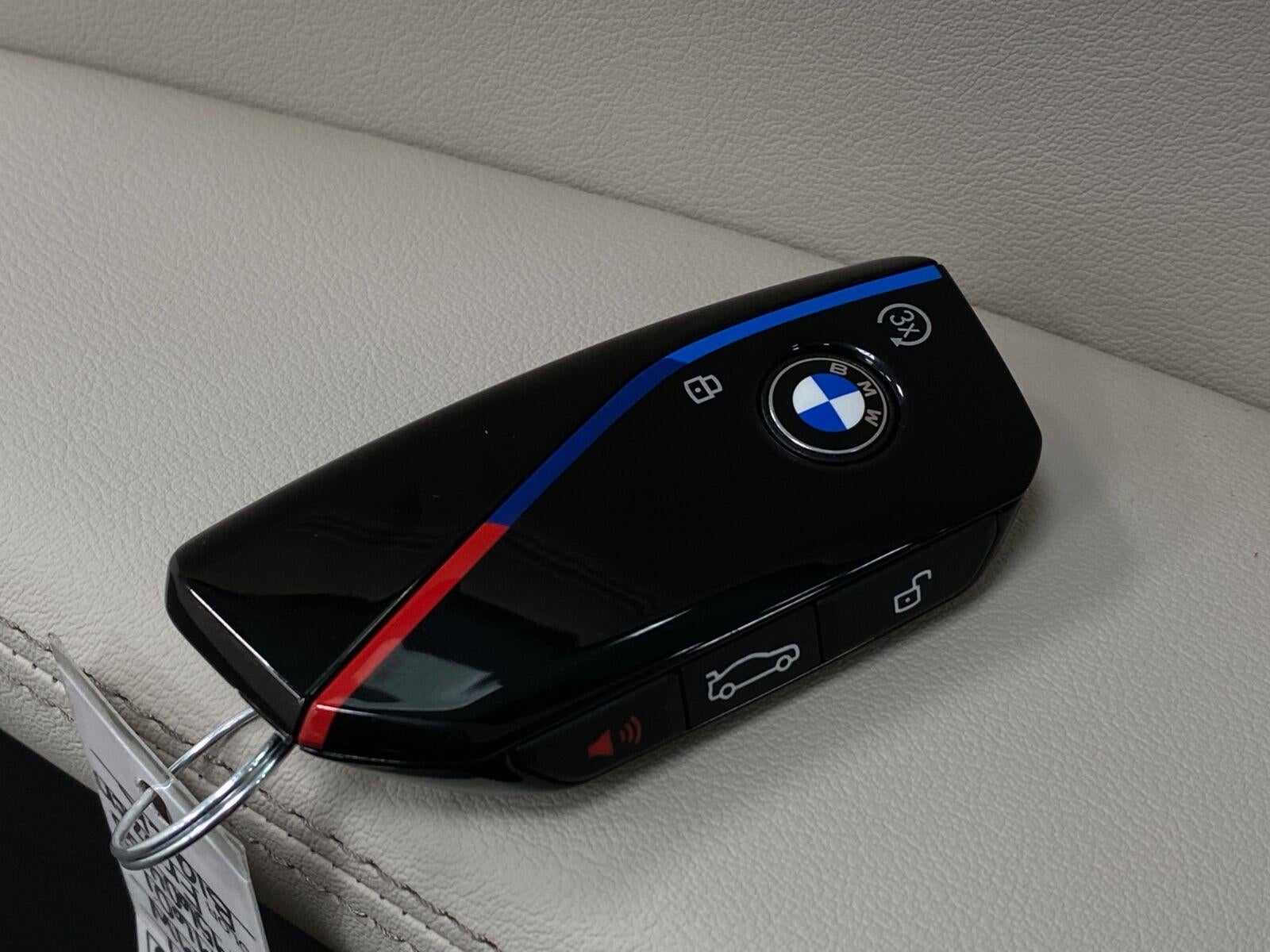 2027 BMW X6 M60i Sports Activity Coupe