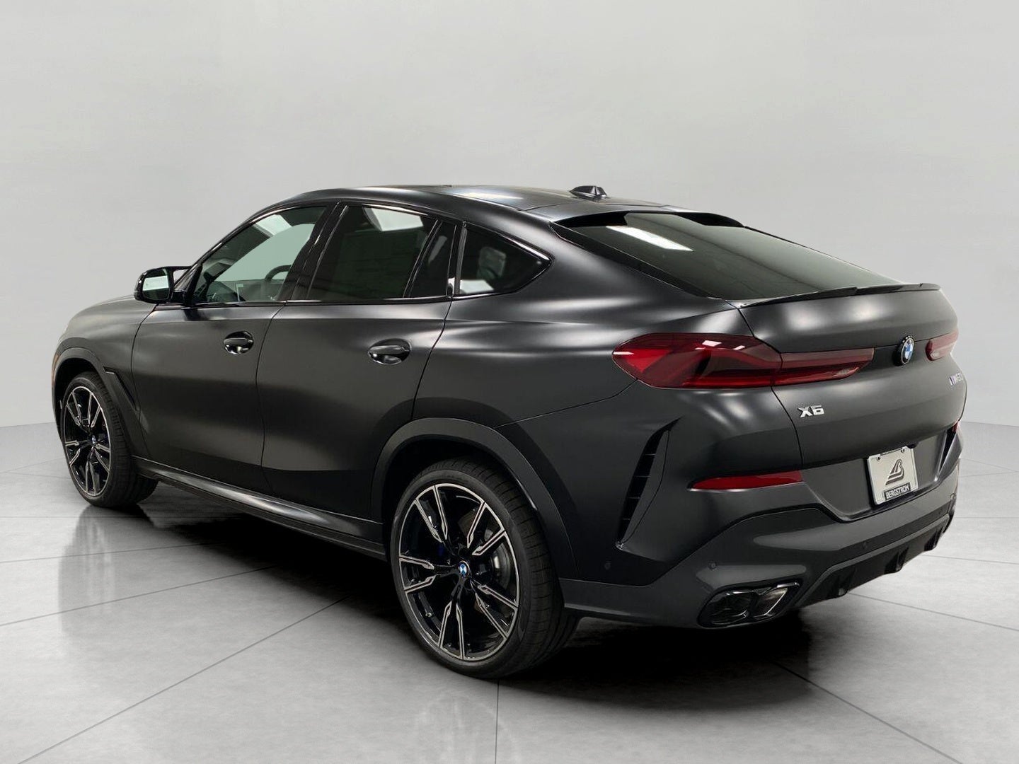 2027 BMW X6 M60i Sports Activity Coupe