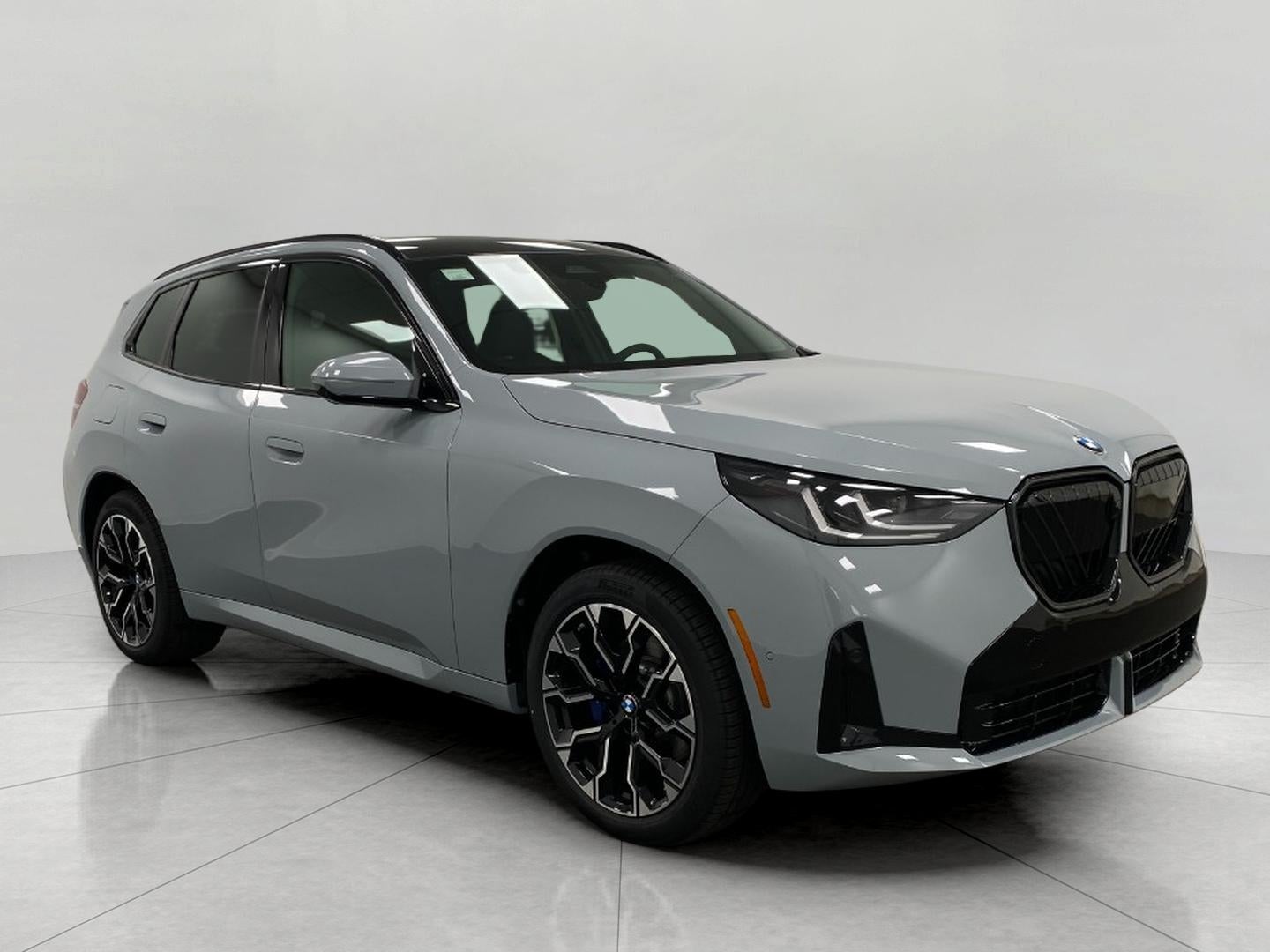 2026 BMW X3 30 XDRIVE's photo