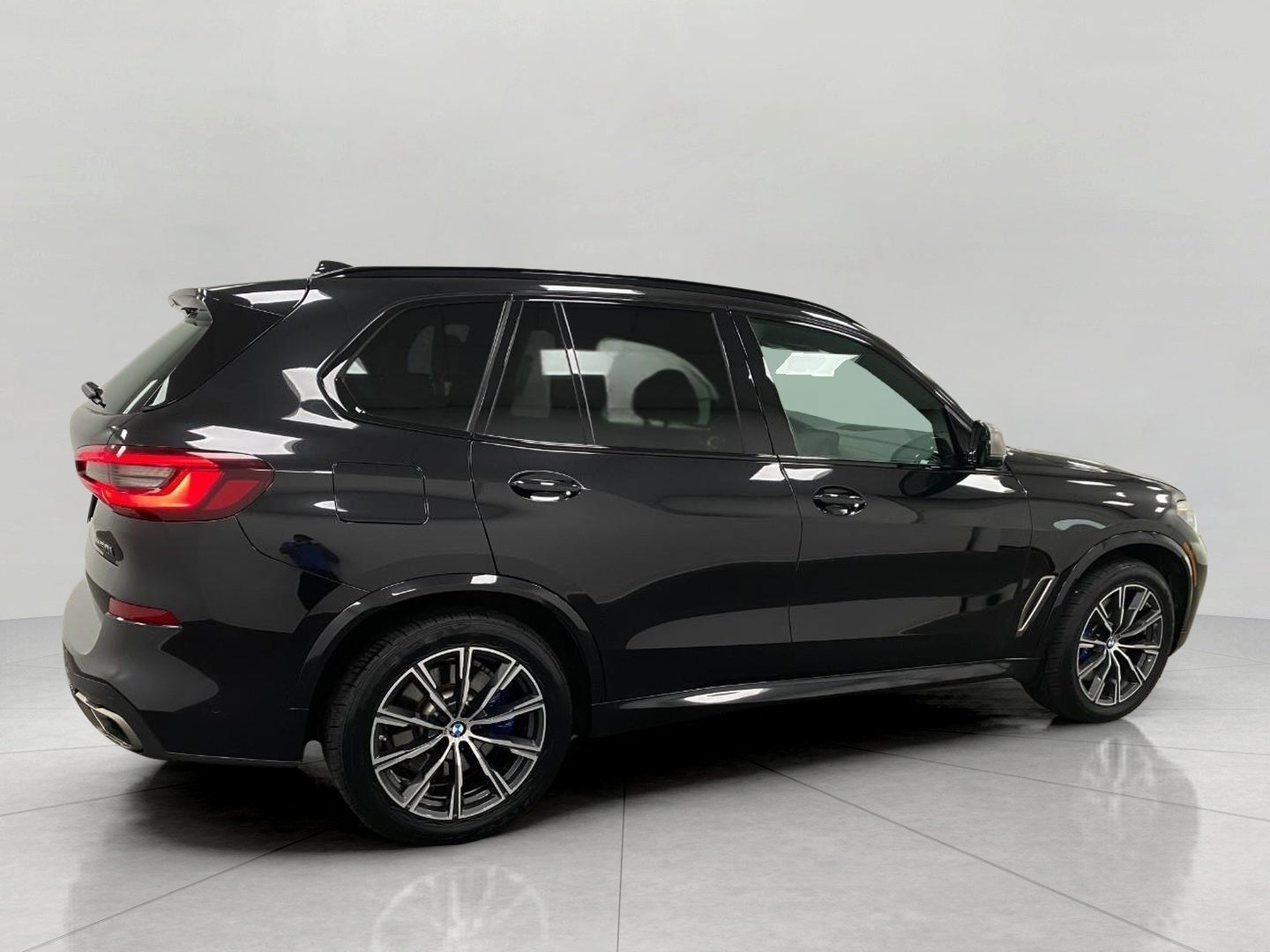 2022 BMW X5 M50i Sports Activity Vehicle