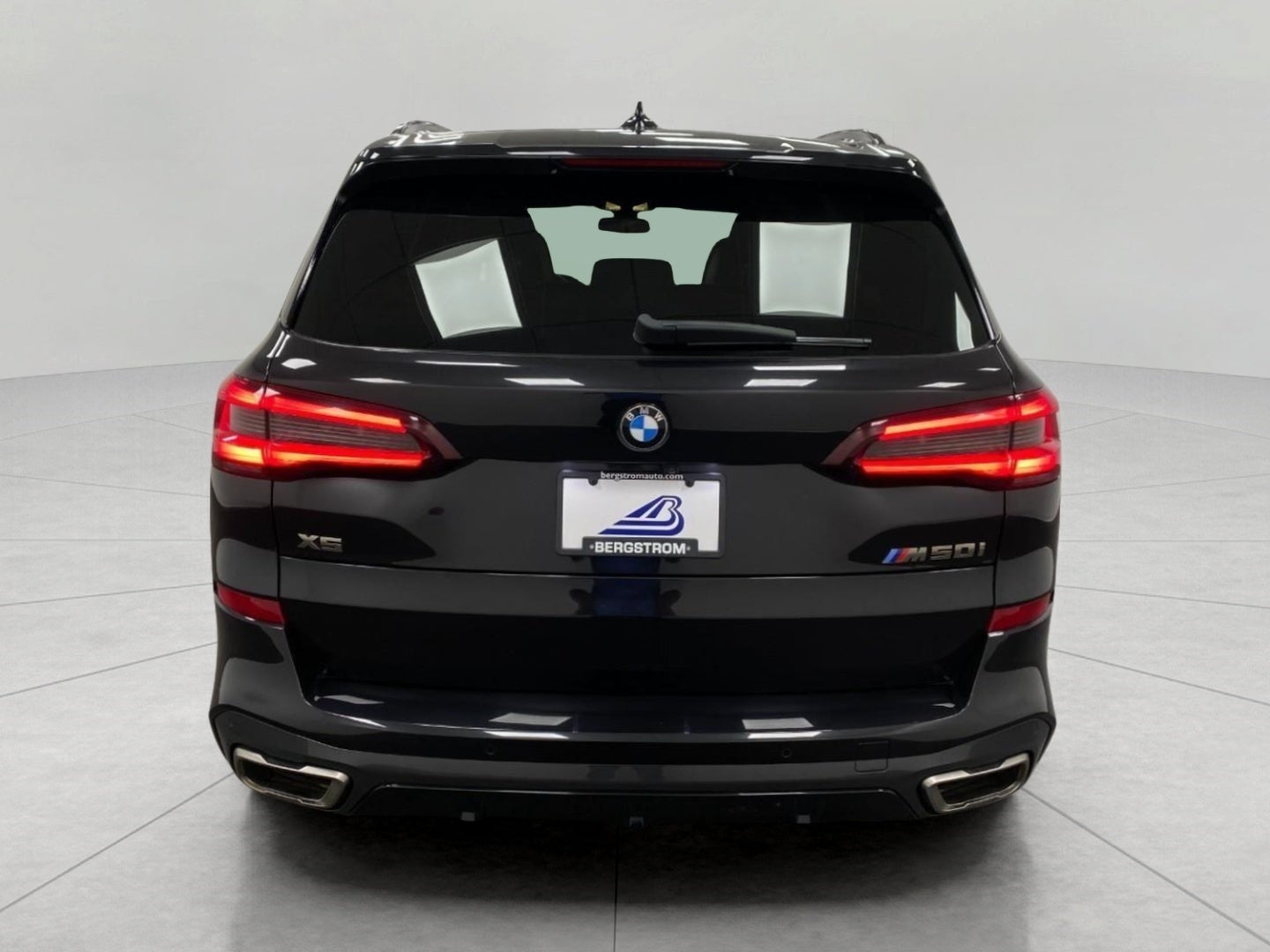 2022 BMW X5 M50i Sports Activity Vehicle