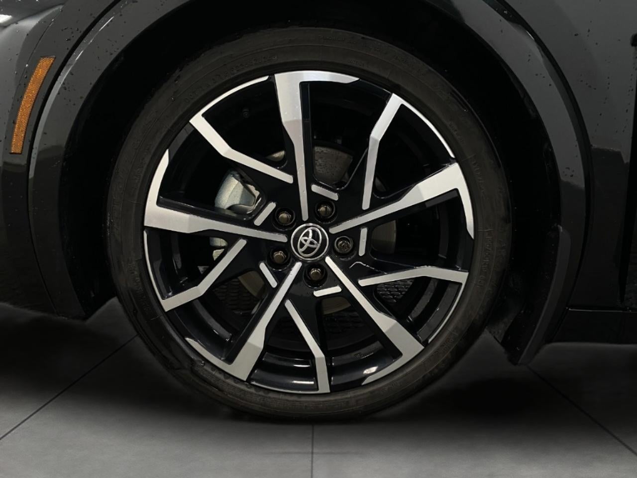 2024 Toyota PRIUS PRIME 4DR CAR