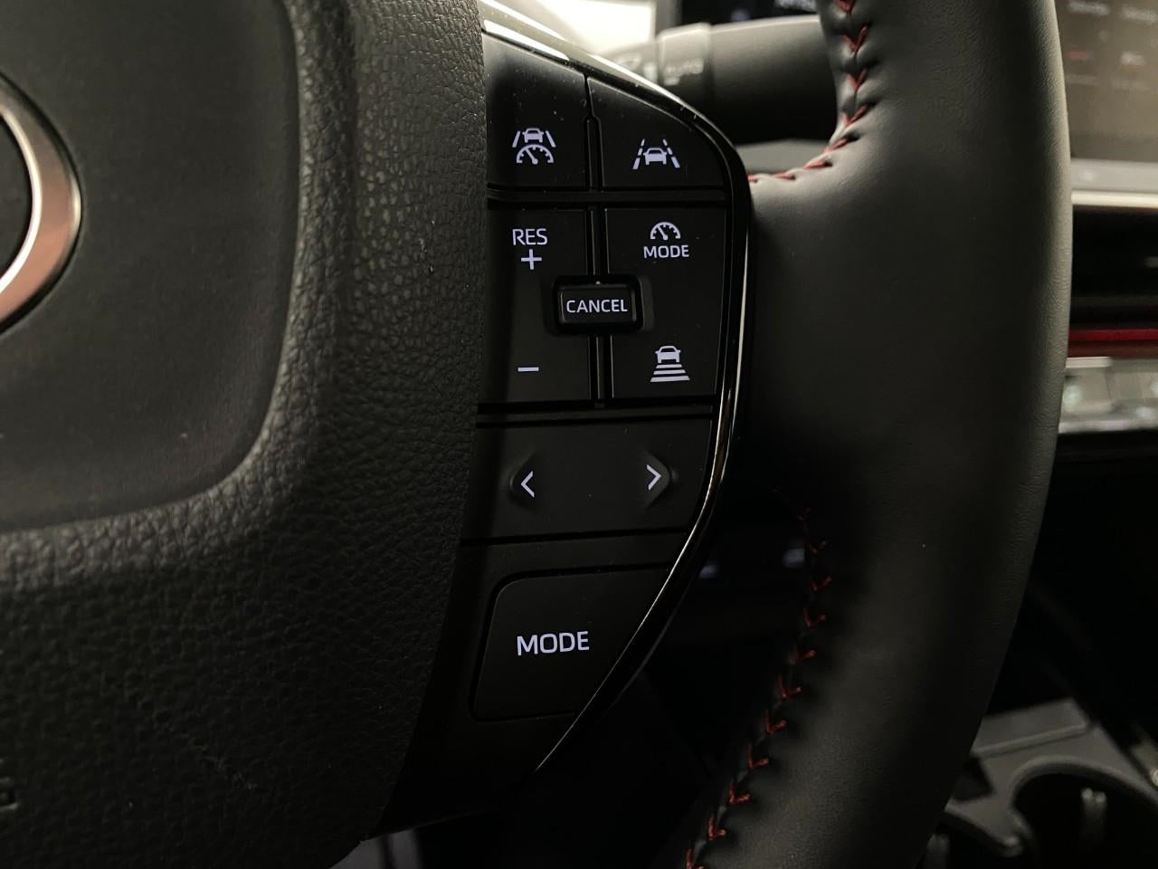 2024 Toyota PRIUS PRIME 4DR CAR