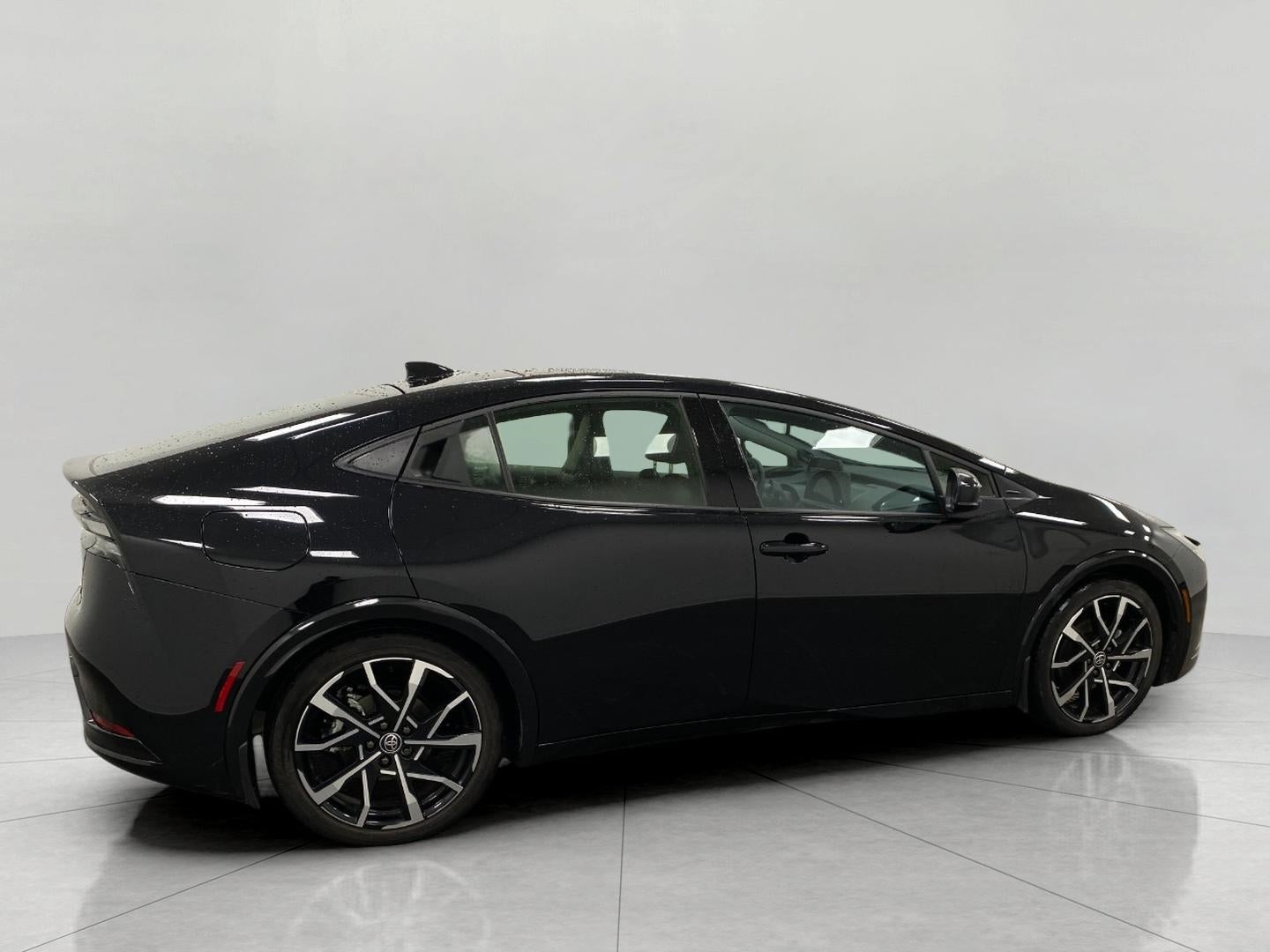 2024 Toyota PRIUS PRIME 4DR CAR