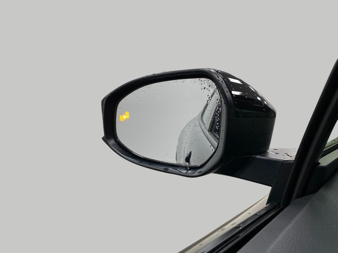 2024 Toyota PRIUS PRIME 4DR CAR