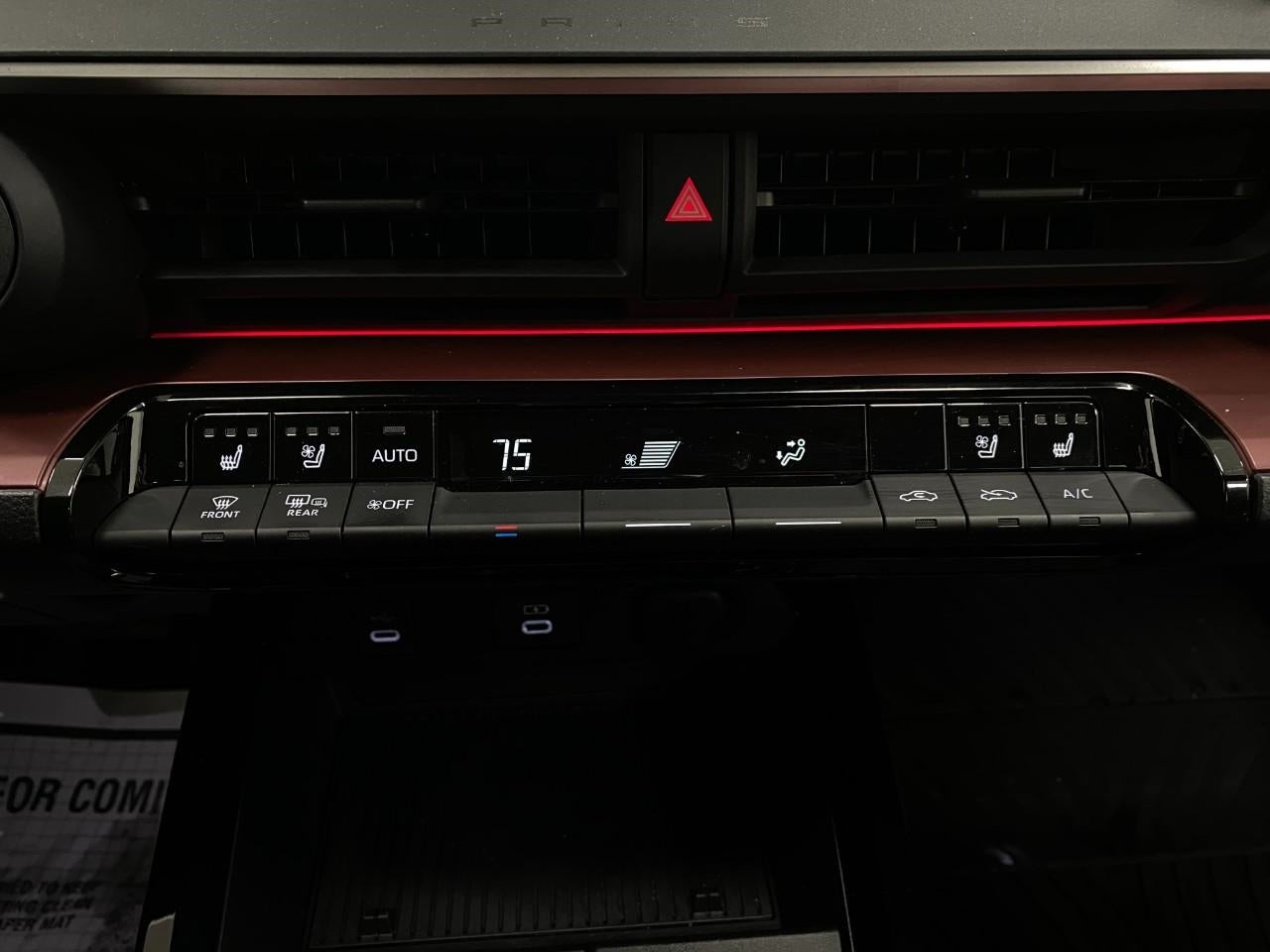 2024 Toyota PRIUS PRIME 4DR CAR