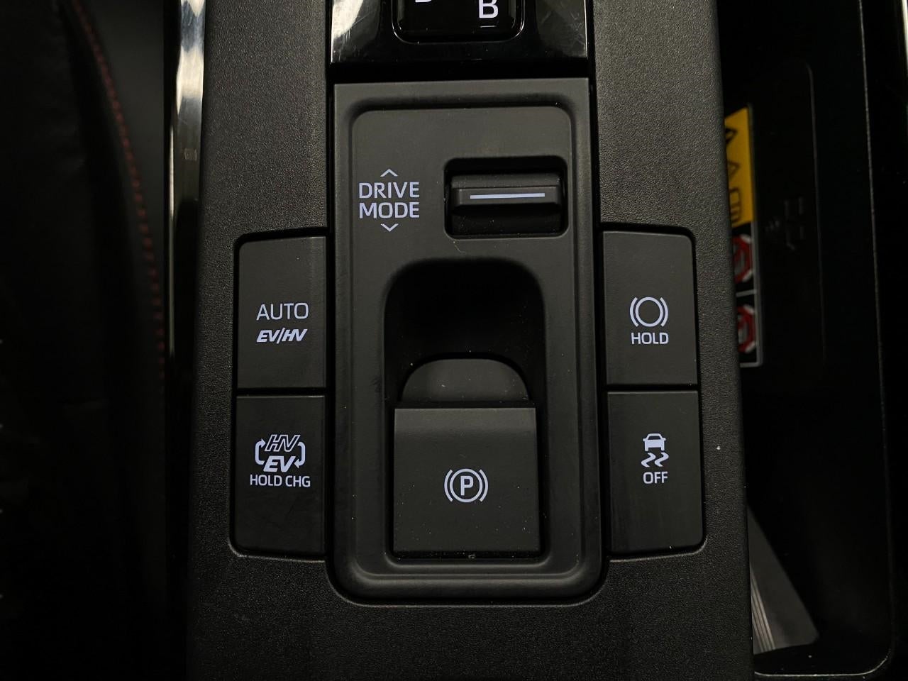 2024 Toyota PRIUS PRIME 4DR CAR