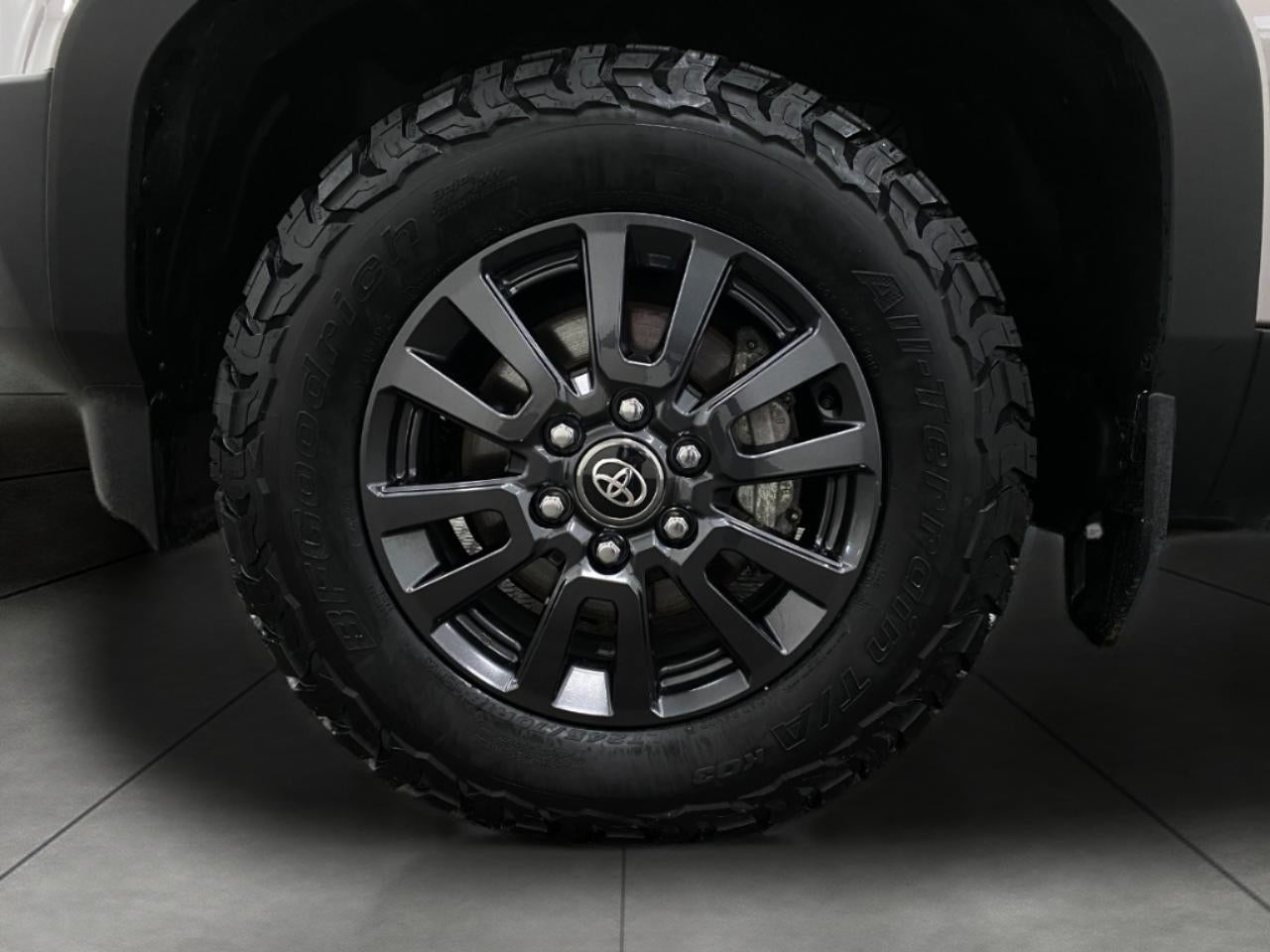 2025 Toyota Land Cruiser 4WD