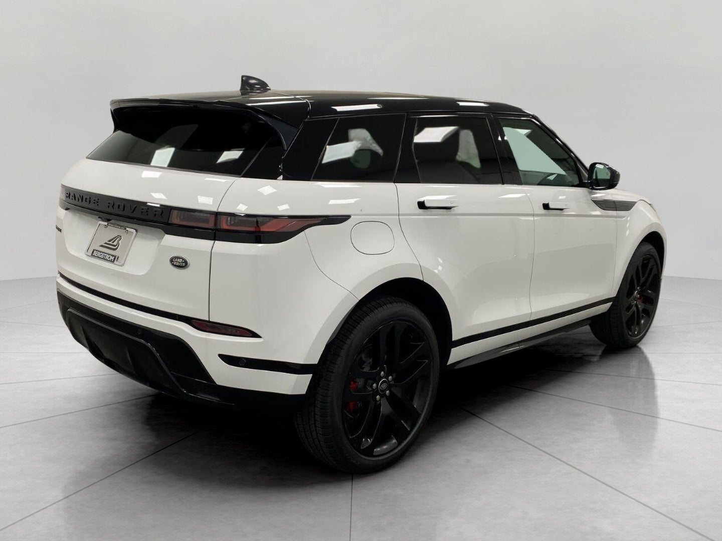 2023 Land Rover Range Rover Evoque R-Dynamic SE AWD