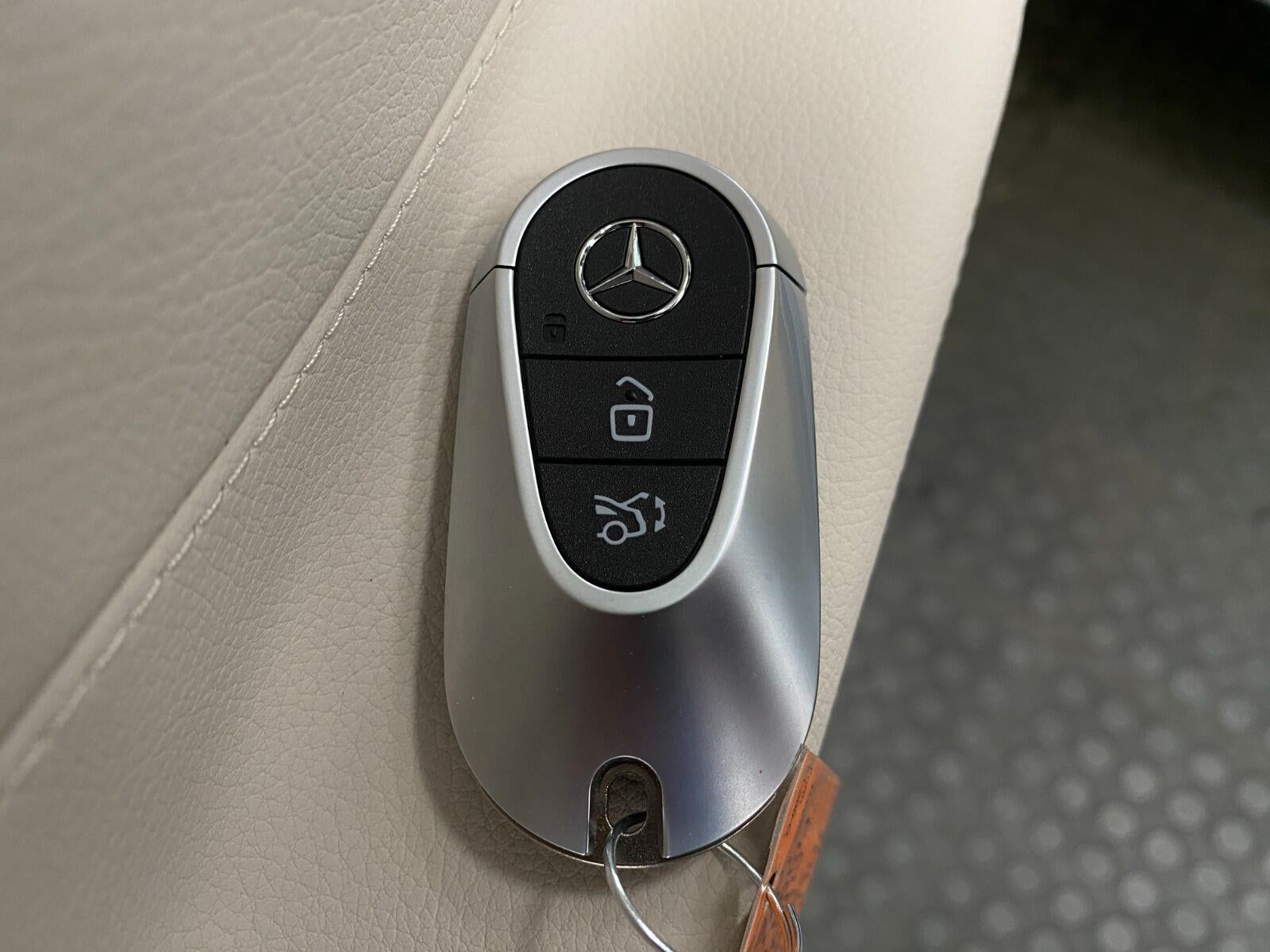 2027 Mercedes-Benz CLE CLE 300 4MATIC® Cabriolet