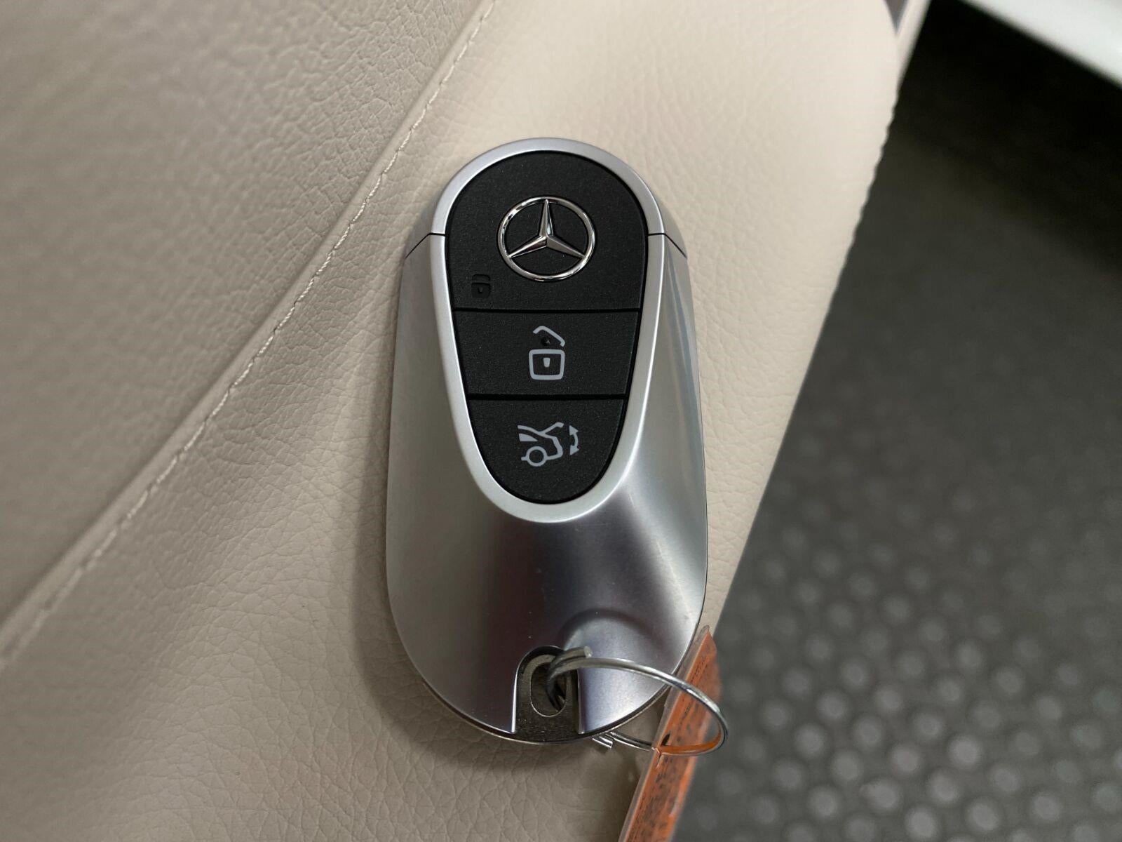 2027 Mercedes-Benz CLE CLE 300 4MATIC® Cabriolet