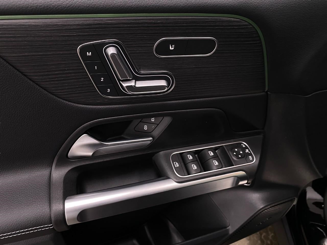 2026 Mercedes-Benz GLB GLB 250 4MATIC® SUV