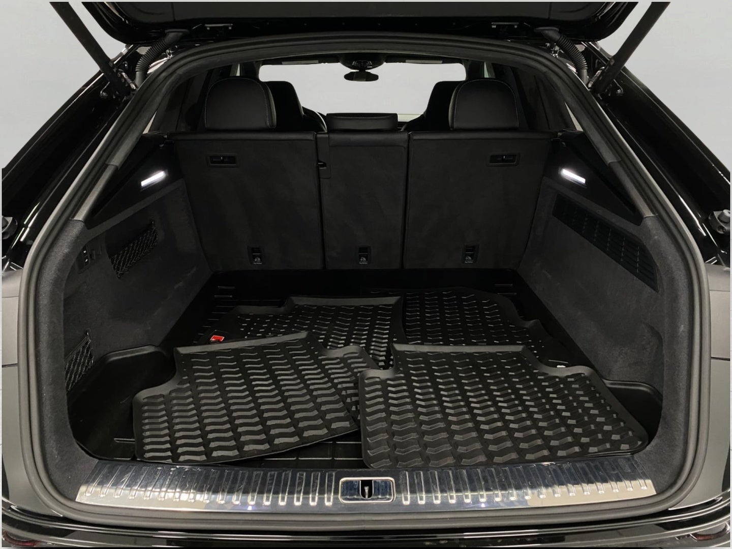 2024 Audi SQ8 Prestige 4.0 TFSI quattro
