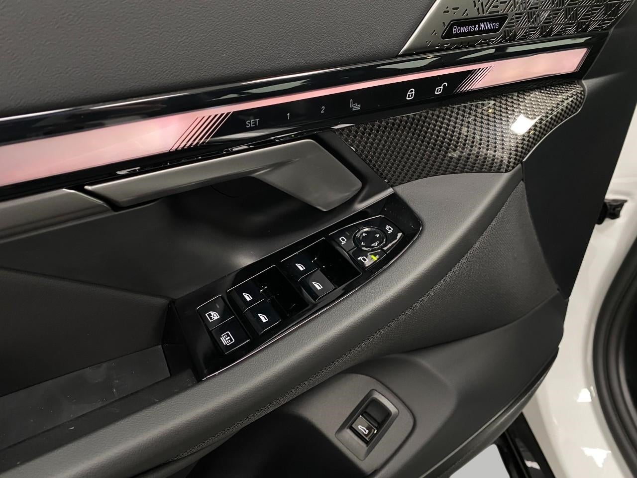 2026 BMW 550e 550e xDrive Sedan