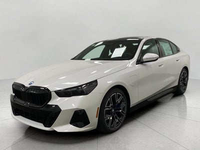 2026 BMW 550e 550e xDrive Sedan