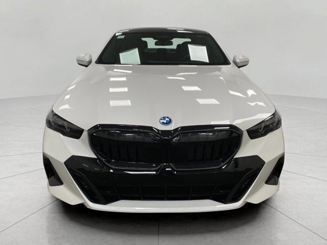 2026 BMW 550e 550e xDrive Sedan