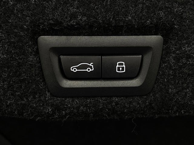 2026 BMW 550e 550e xDrive Sedan