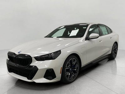 2026 BMW 550e 550e xDrive Sedan