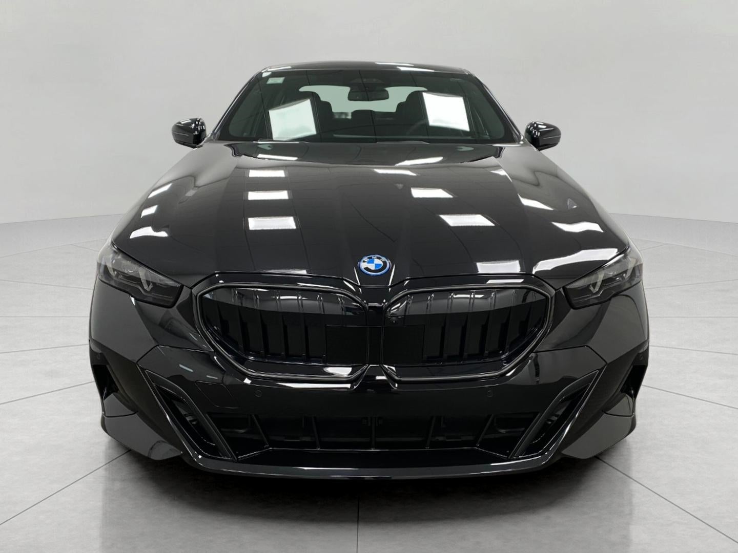 2026 BMW 550e 550e xDrive Sedan