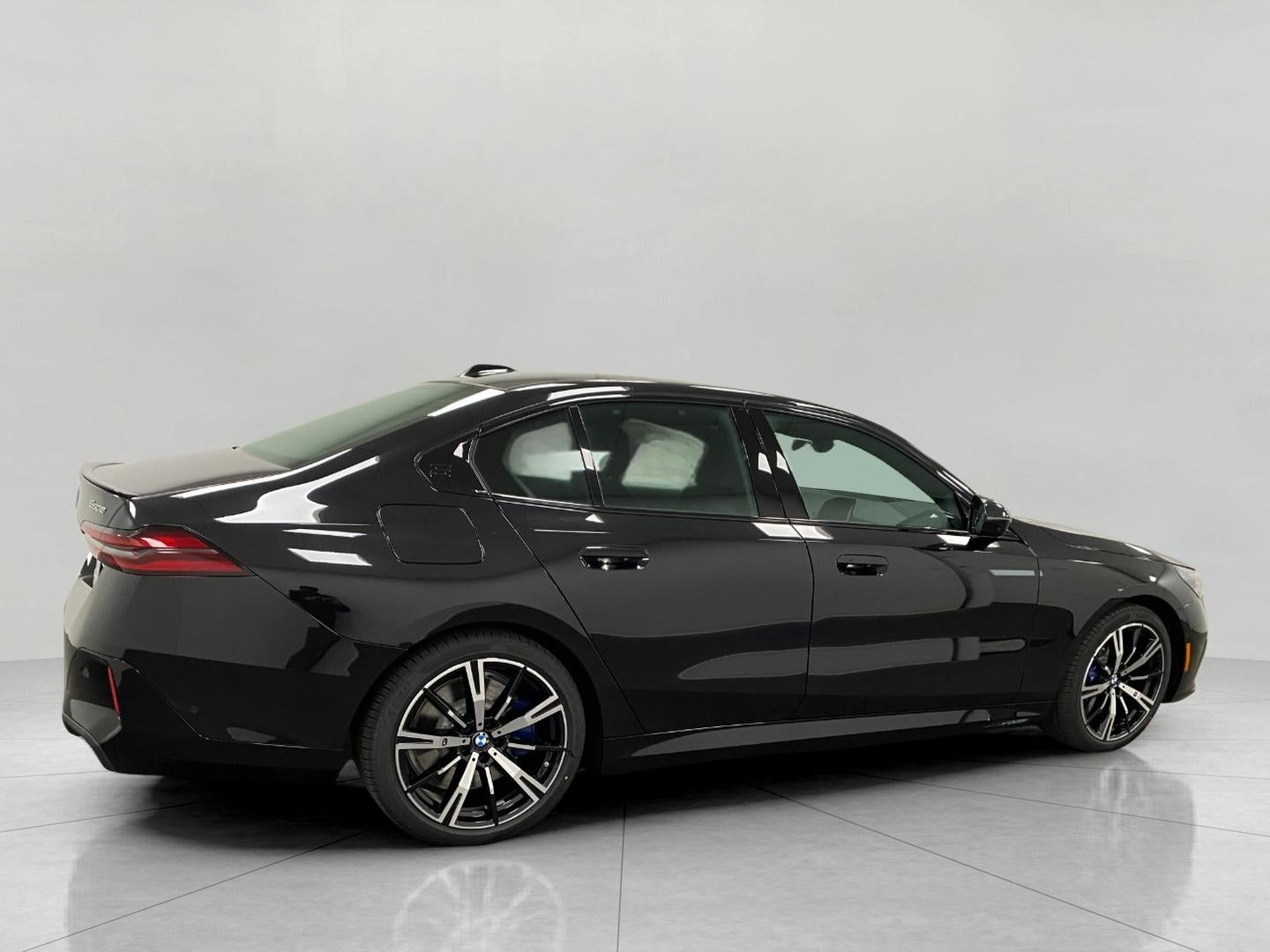 2026 BMW 550e 550e xDrive Sedan