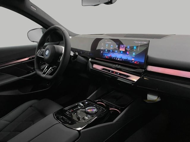 2026 BMW 550e 550e xDrive Sedan