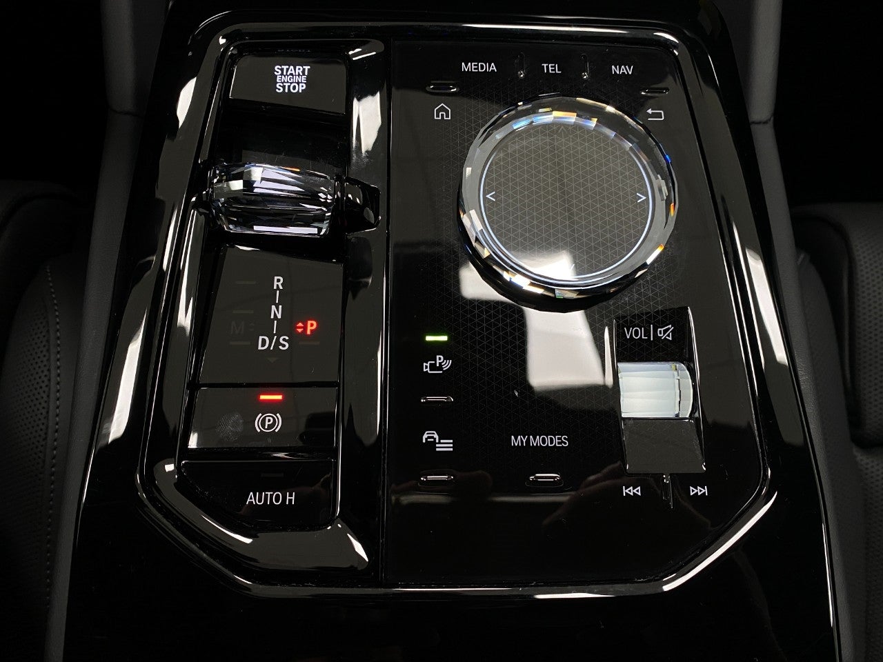 2026 BMW 550e xDrive 550e xDrive Sedan