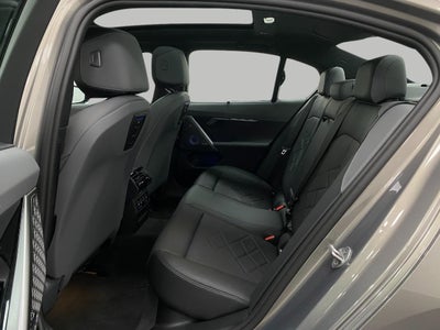 2026 BMW 550e xDrive 550e xDrive Sedan