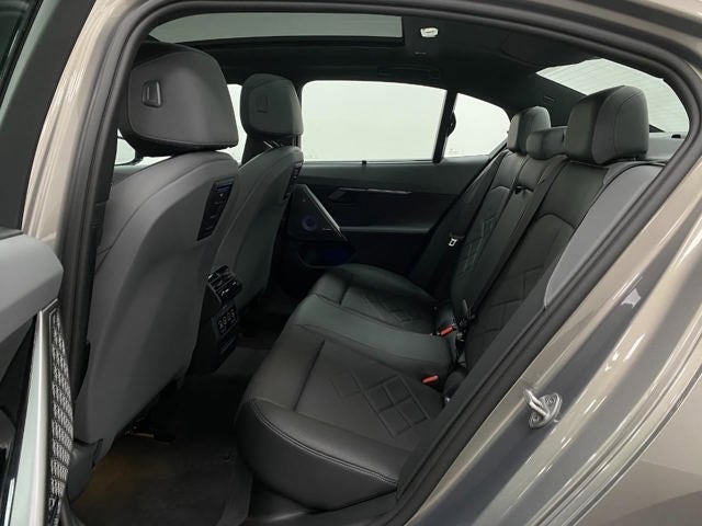 2026 BMW 550e xDrive 550e xDrive Sedan