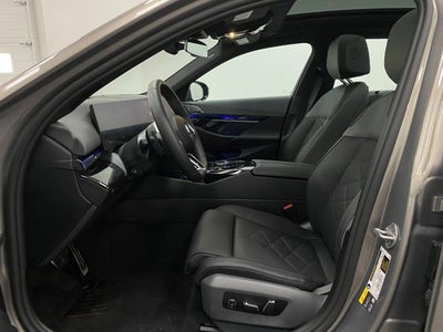 2026 BMW 550e xDrive 550e xDrive Sedan