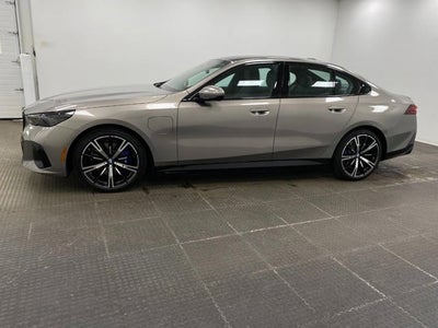 2026 BMW 550e xDrive 550e xDrive Sedan