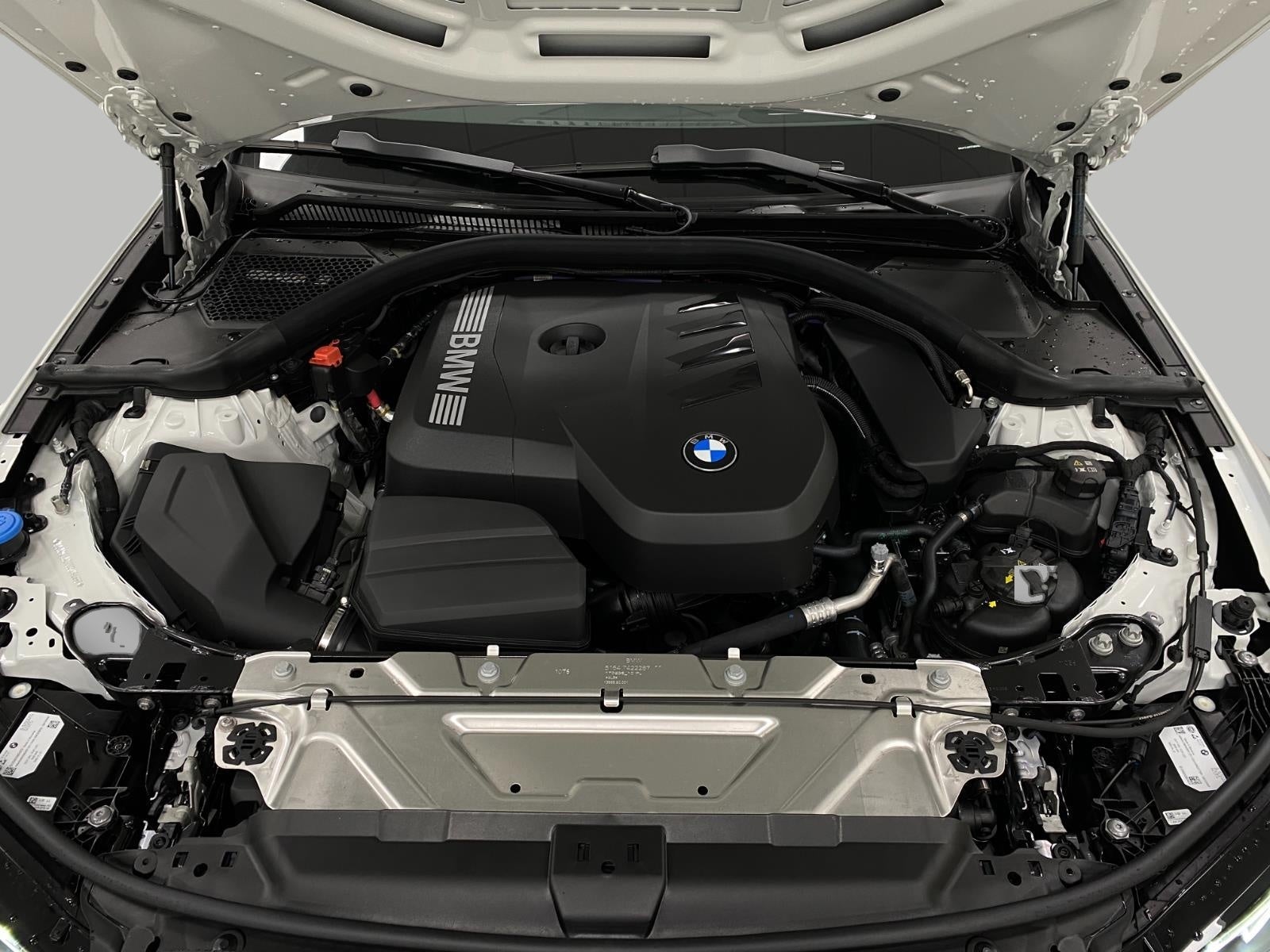2026 BMW 330i 330i xDrive Sedan