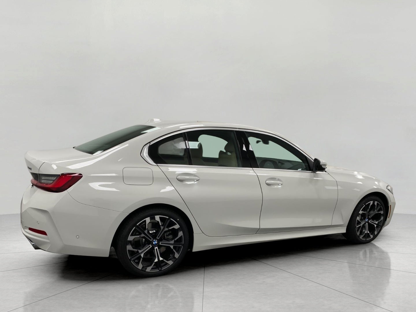 2026 BMW 330i 330i xDrive Sedan