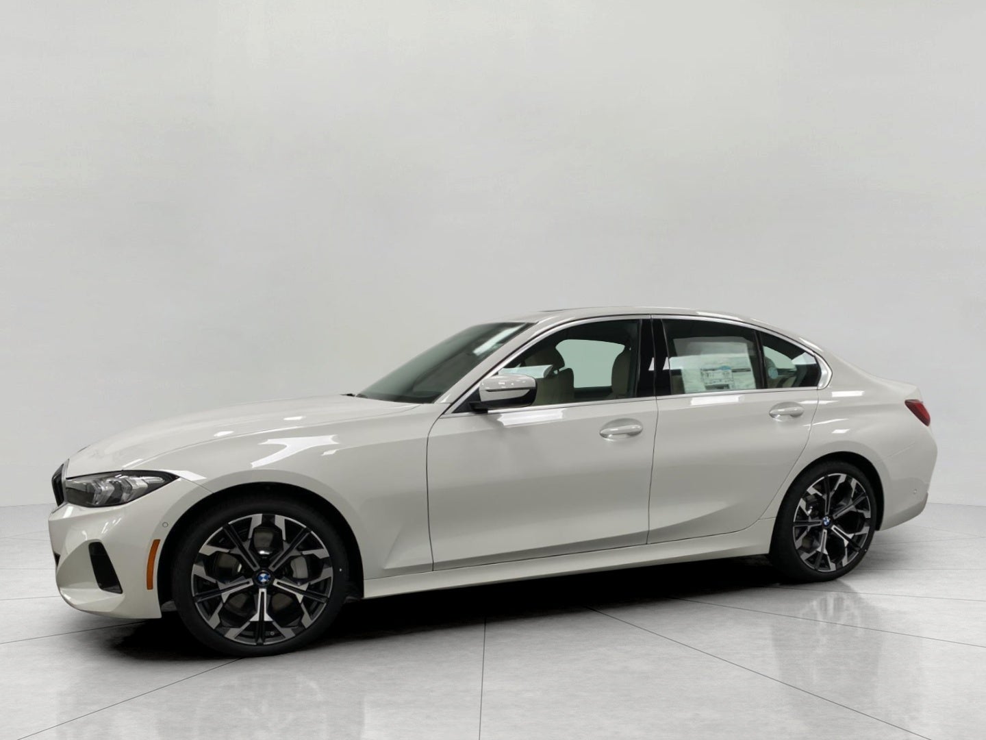 2026 BMW 330i 330i xDrive Sedan