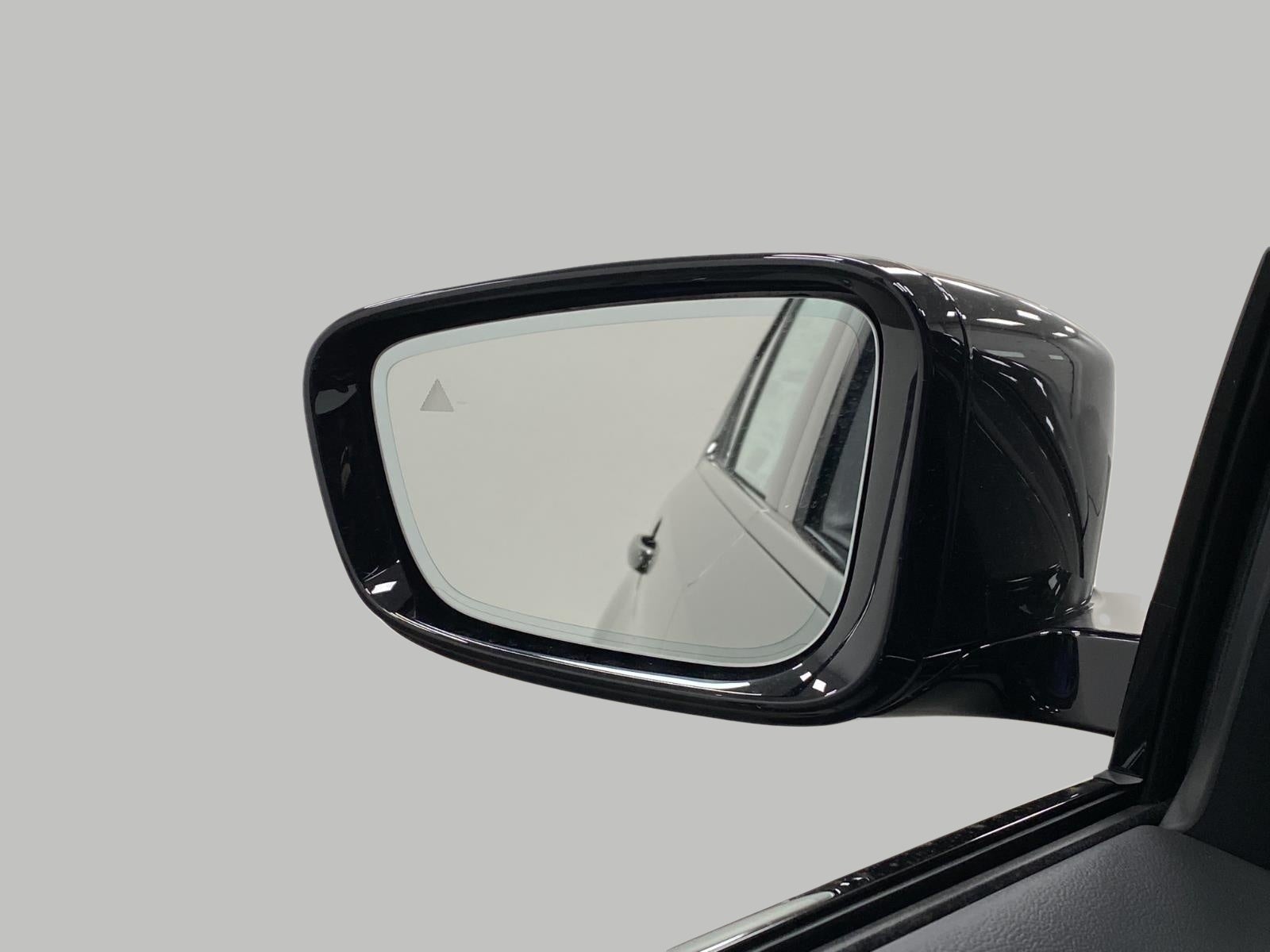 2026 BMW 330i 330i xDrive Sedan