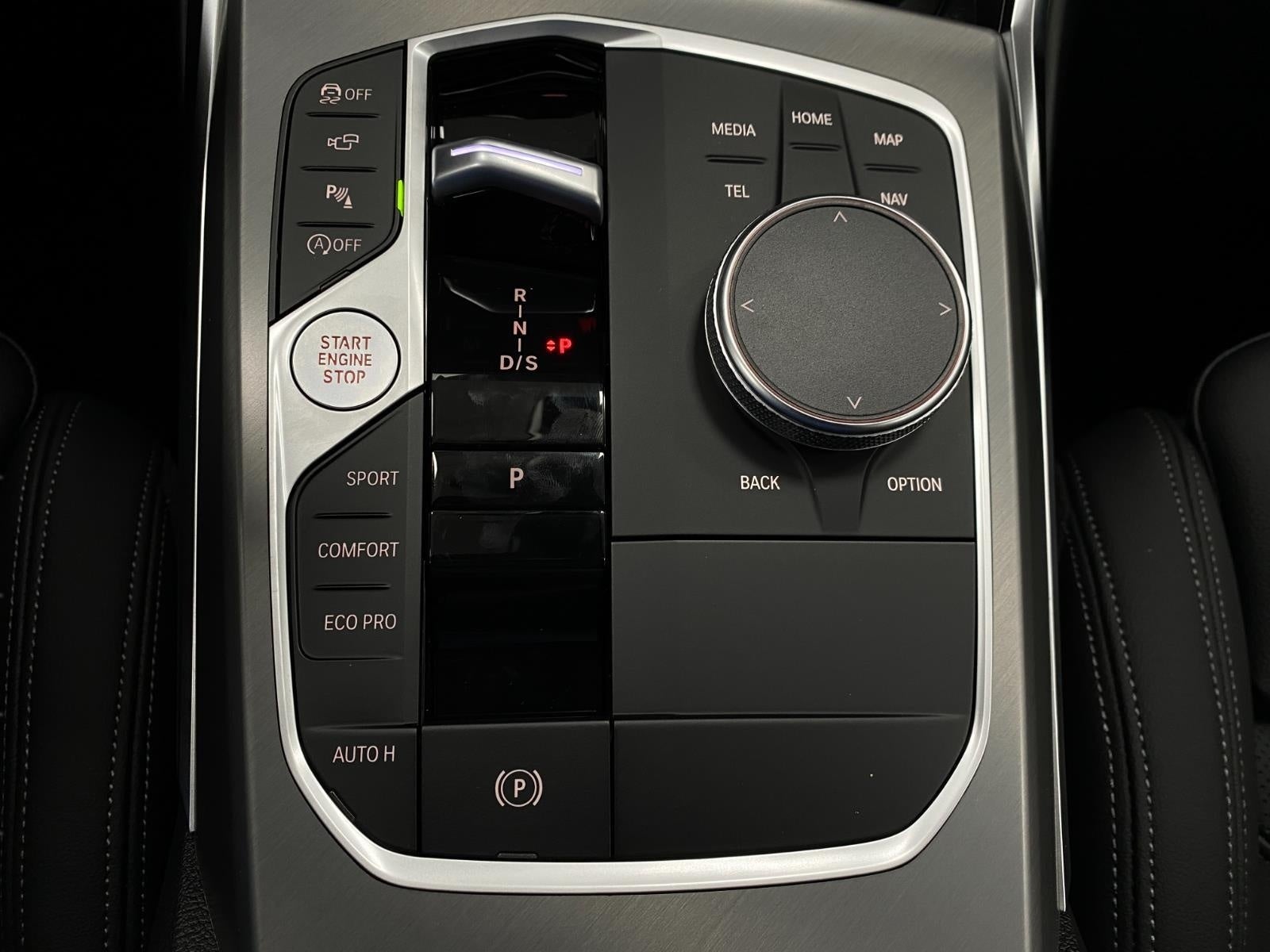 2026 BMW 330i 330i xDrive Sedan