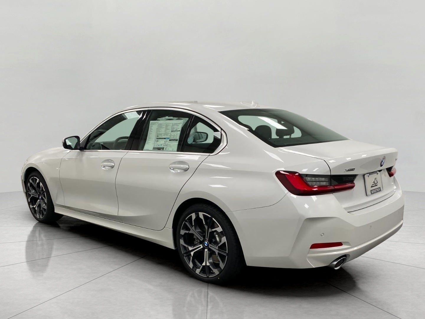 2026 BMW 330i 330i xDrive Sedan