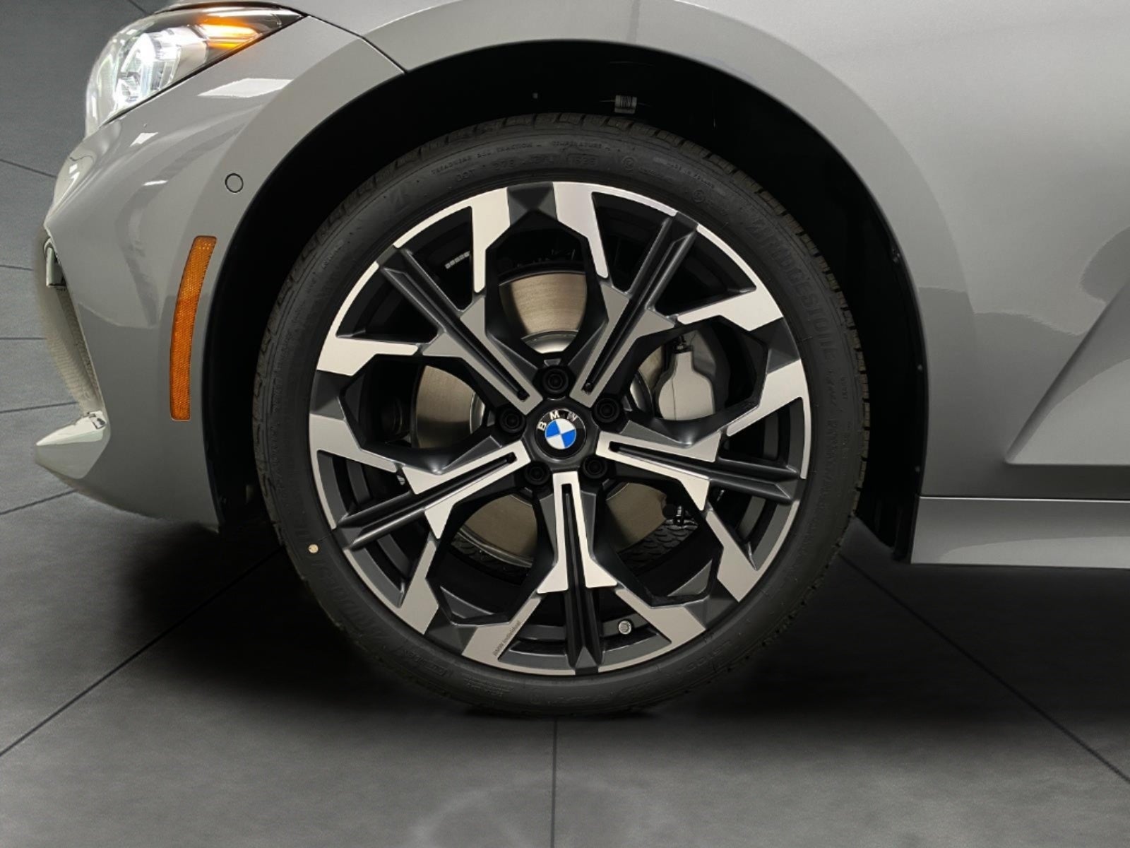 2026 BMW 330i 330i xDrive Sedan
