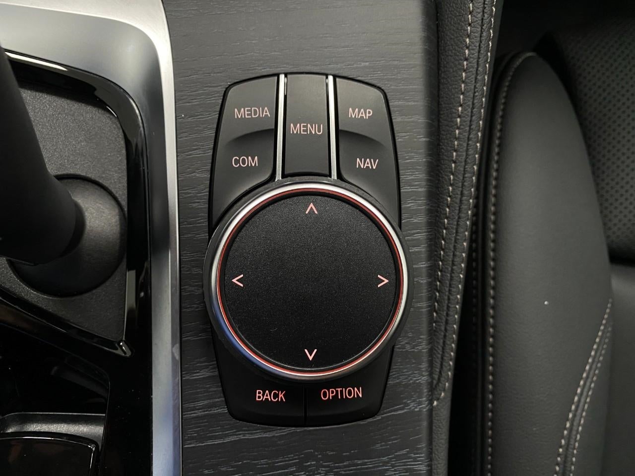 2023 BMW 530e 530e xDrive Plug-In Hybrid