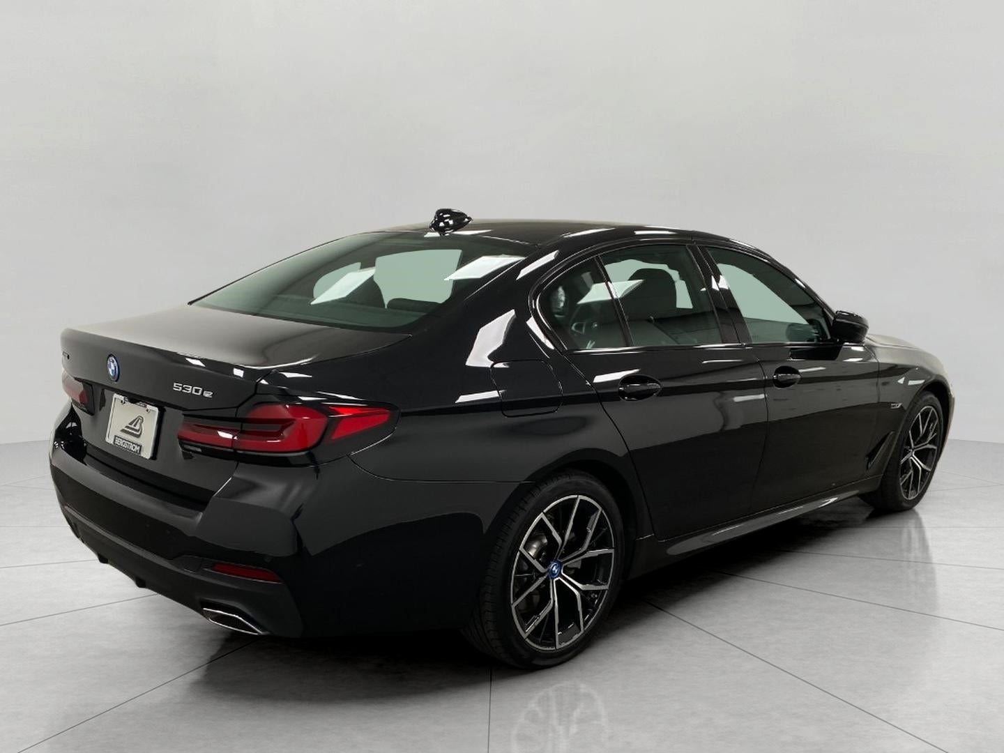 2023 BMW 530e 530e xDrive Plug-In Hybrid