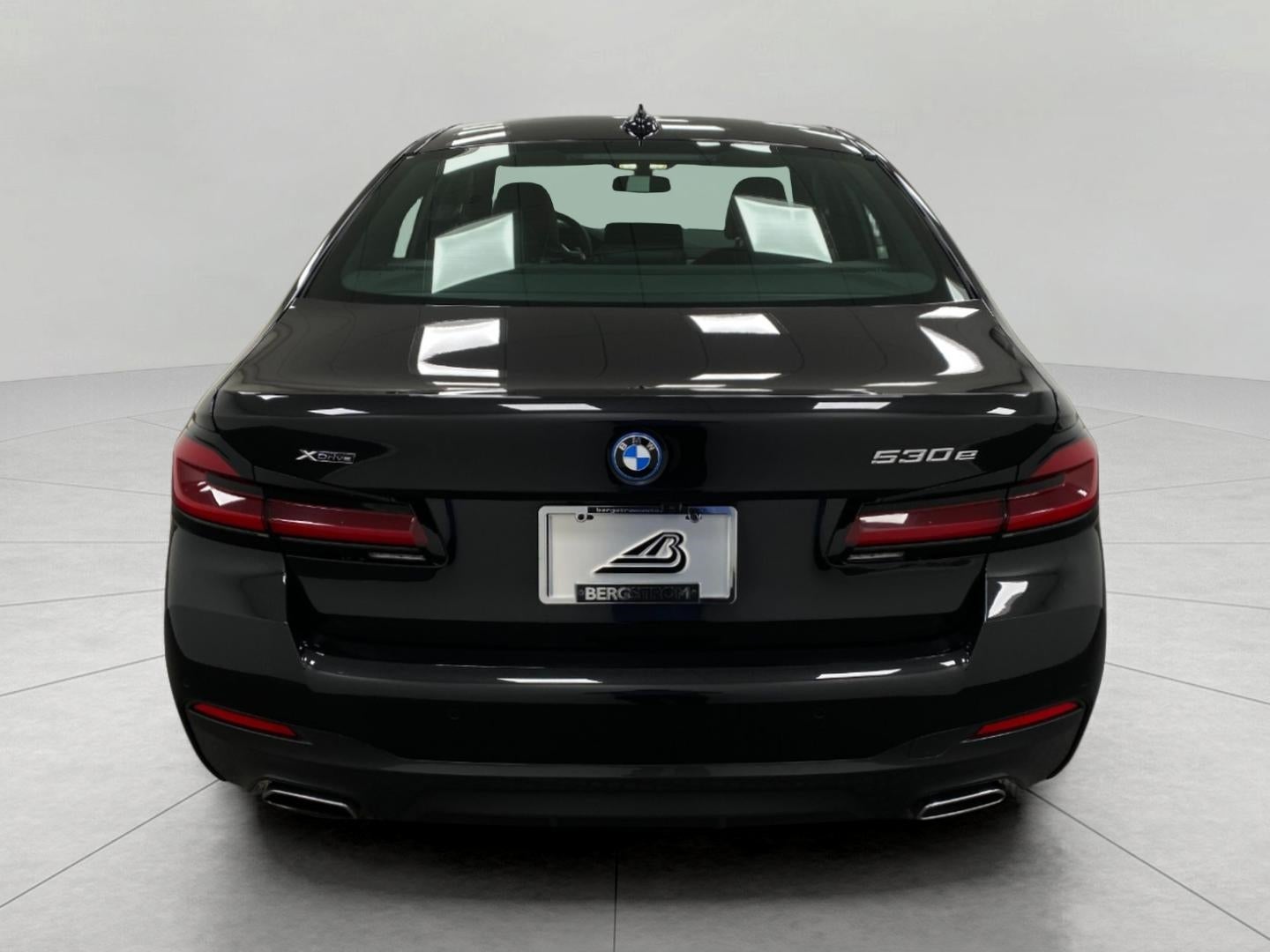 2023 BMW 530e 530e xDrive Plug-In Hybrid