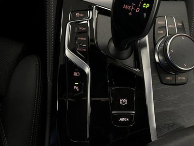 2023 BMW 530e 530e xDrive Plug-In Hybrid
