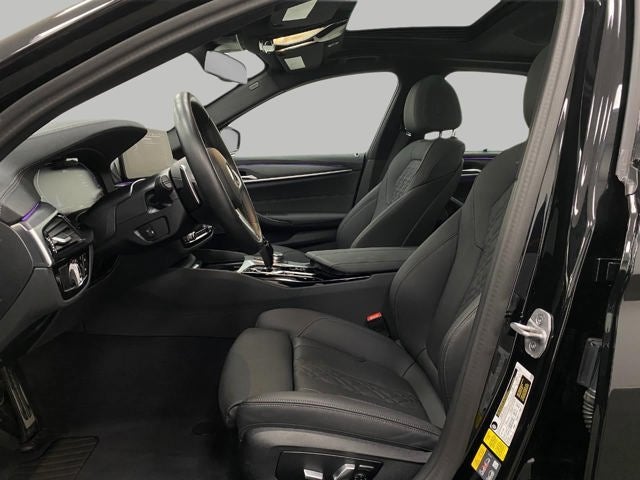 2023 BMW 530e 530e xDrive Plug-In Hybrid
