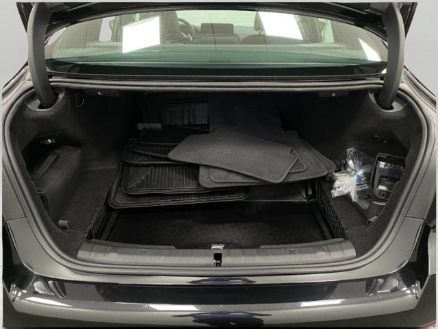 2023 BMW 530e 530e xDrive Plug-In Hybrid